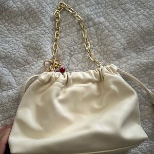 Elegant Cream Chain Strap Bag
